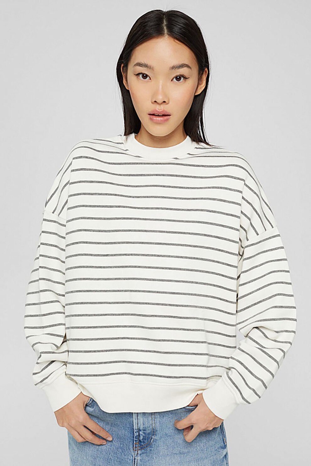 Esprit, Bluza sport lejera de bumbac organic cu model in dungi, Alb/Gri