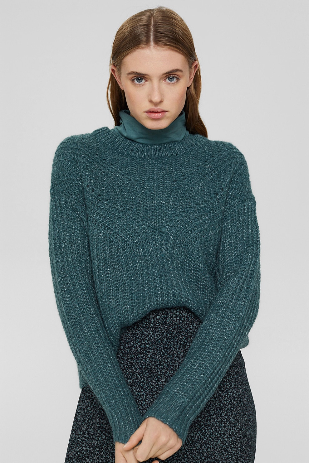 Esprit, Pulover din amestec de lana alpaca cu decolteu rotund, Verde englez
