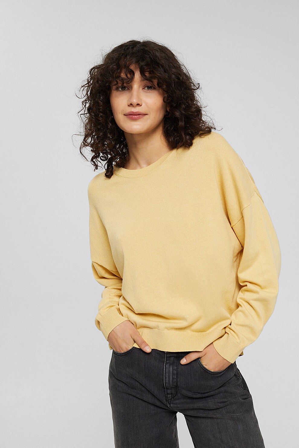 Esprit, Pulover lejer din amestec de bumbac organic, Galben pai