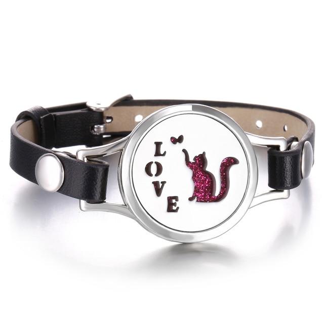 Bratara aromaterapie tip difuzor pentru uleiuri esentiale, Cat Love , curea neagra,disc fetru 20 mm