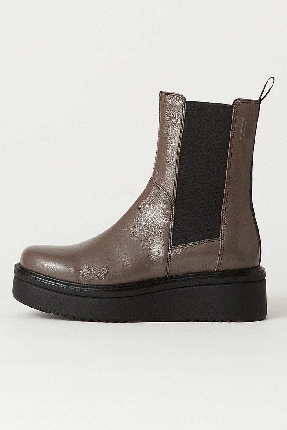 Vagabond Shoemakers, Ghete pull-on de piele Tara, Negru/Maro