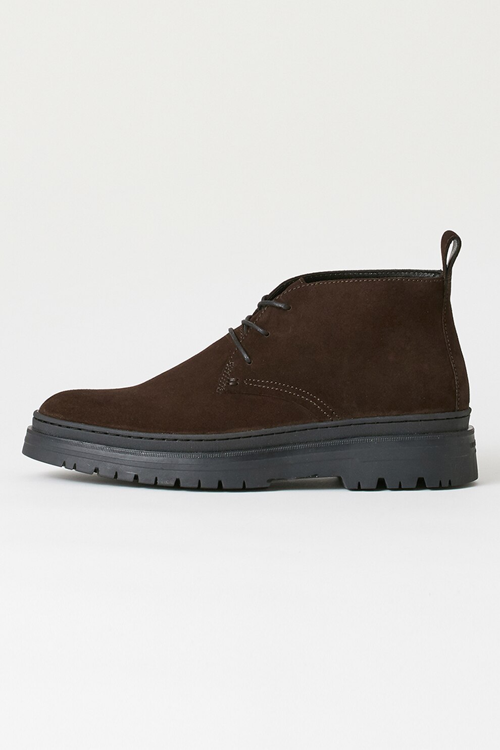 Vagabond Shoemakers, Ghete Chukka de piele intoarsa James, Maro inchis