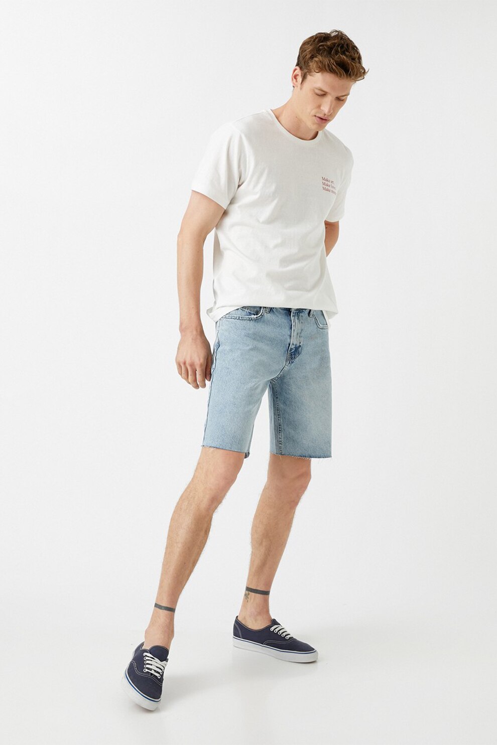 KOTON, Pantaloni scurti din denim cu terminatii si buzunare nefinisate, Albastru deschis