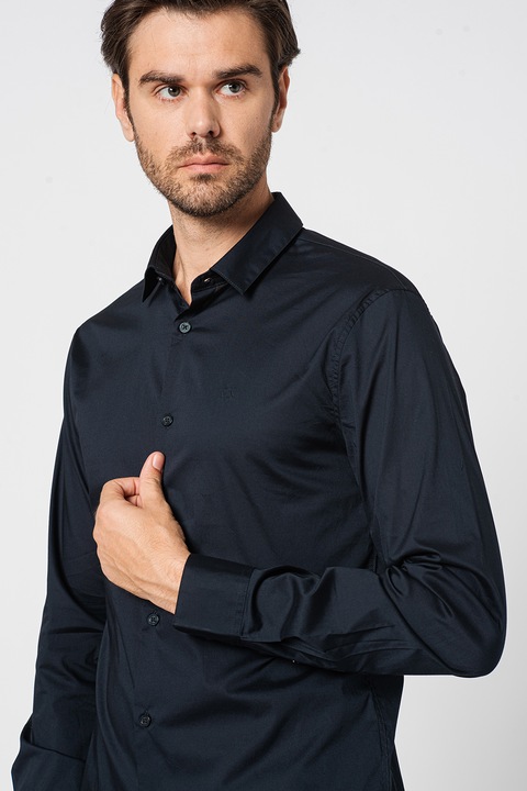 ARMANI EXCHANGE, Szűk fazonú ing klasszikus gallérral, Fekete