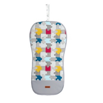 Perna reductor pentru carucior 80 x 40 cm Sensillo 304421, Multicolor Perna reductor pentru carucior 80 x 40 cm Sensillo 304421, Multicolor