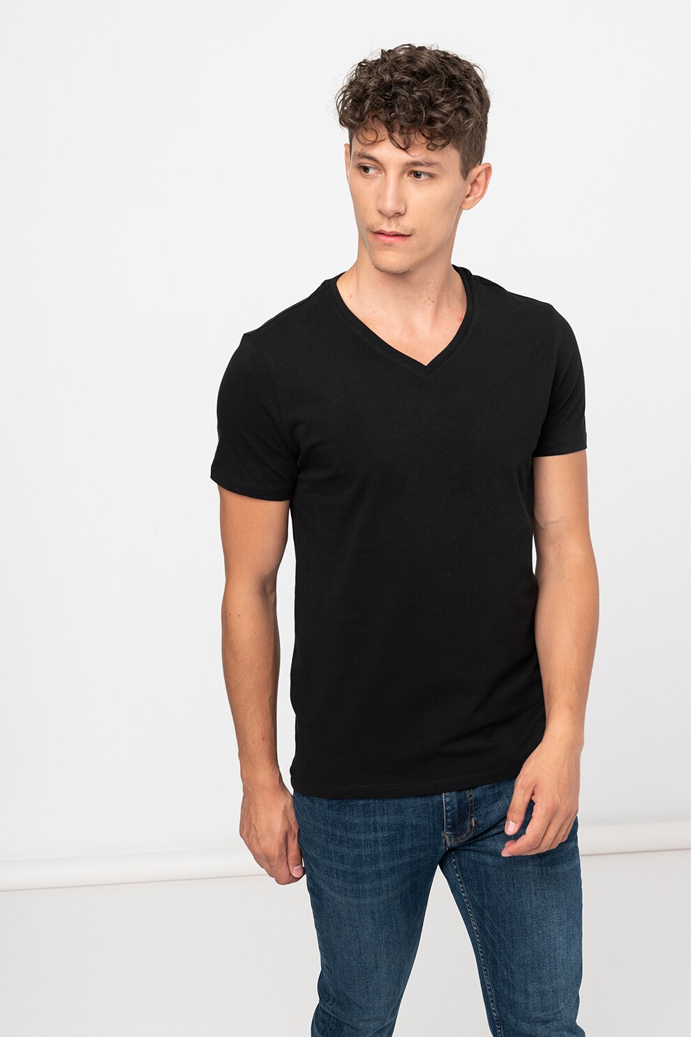Casual Friday, Tricou slim fit cu decolteu in V, Negru