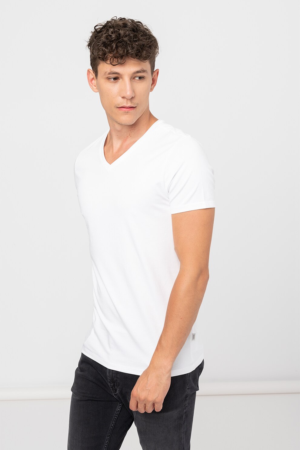 Casual Friday, Tricou slim fit cu decolteu in V, Alb