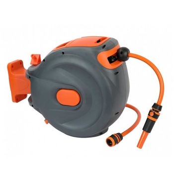 Furtun pe tambur tip bobina Strend Pro, pentru perete, automat 1/2  Furtun pe tambur tip bobina Strend Pro, pentru perete, automat 1/2