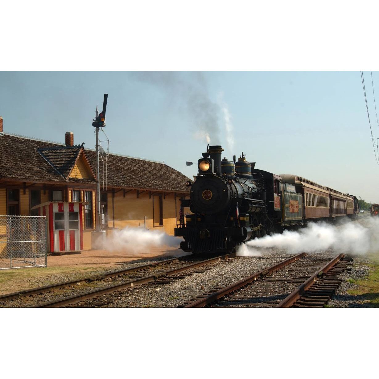 Tablou canvas 90x50 cm, Locomotive model 135