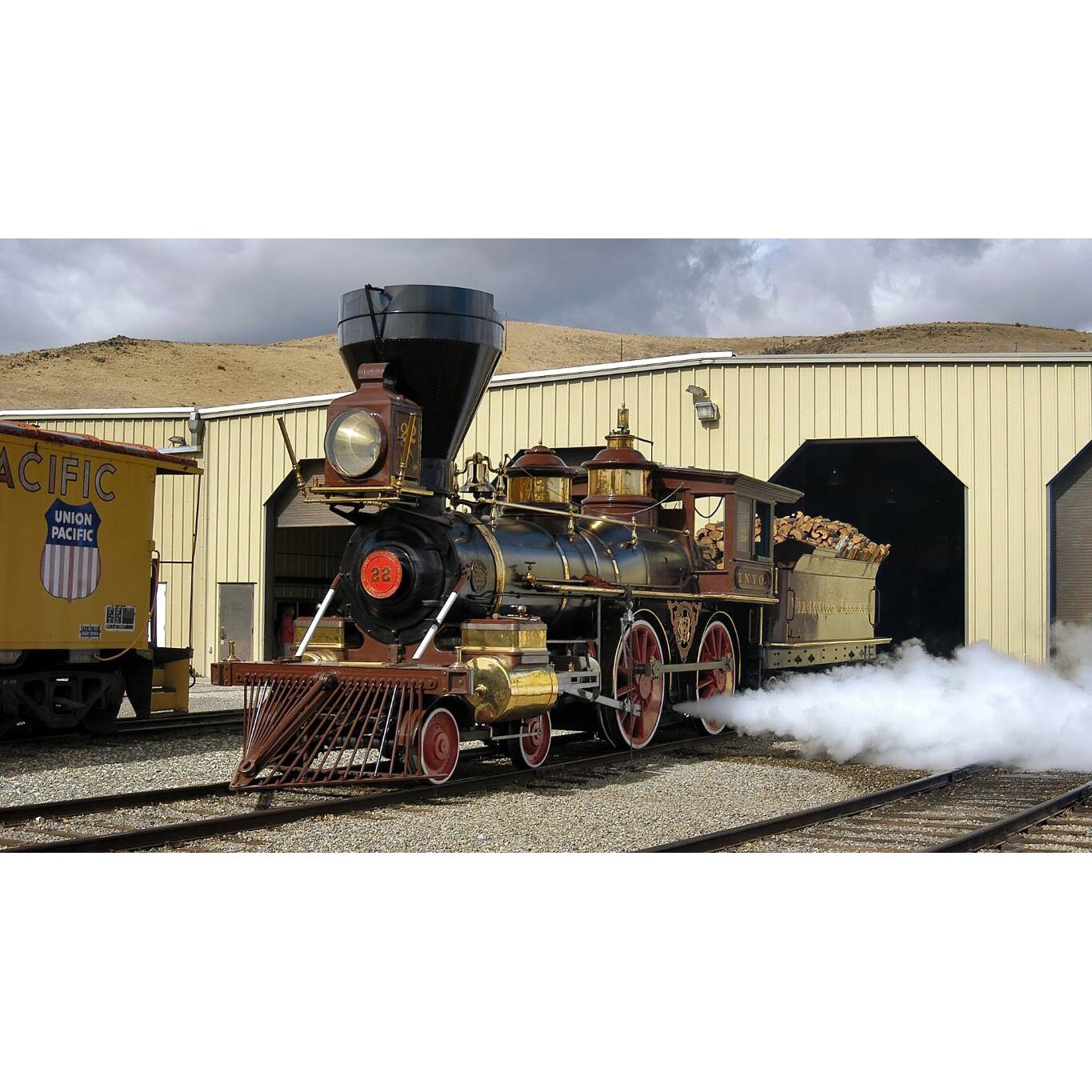 Tablou canvas 75x50 cm, Locomotive model 143