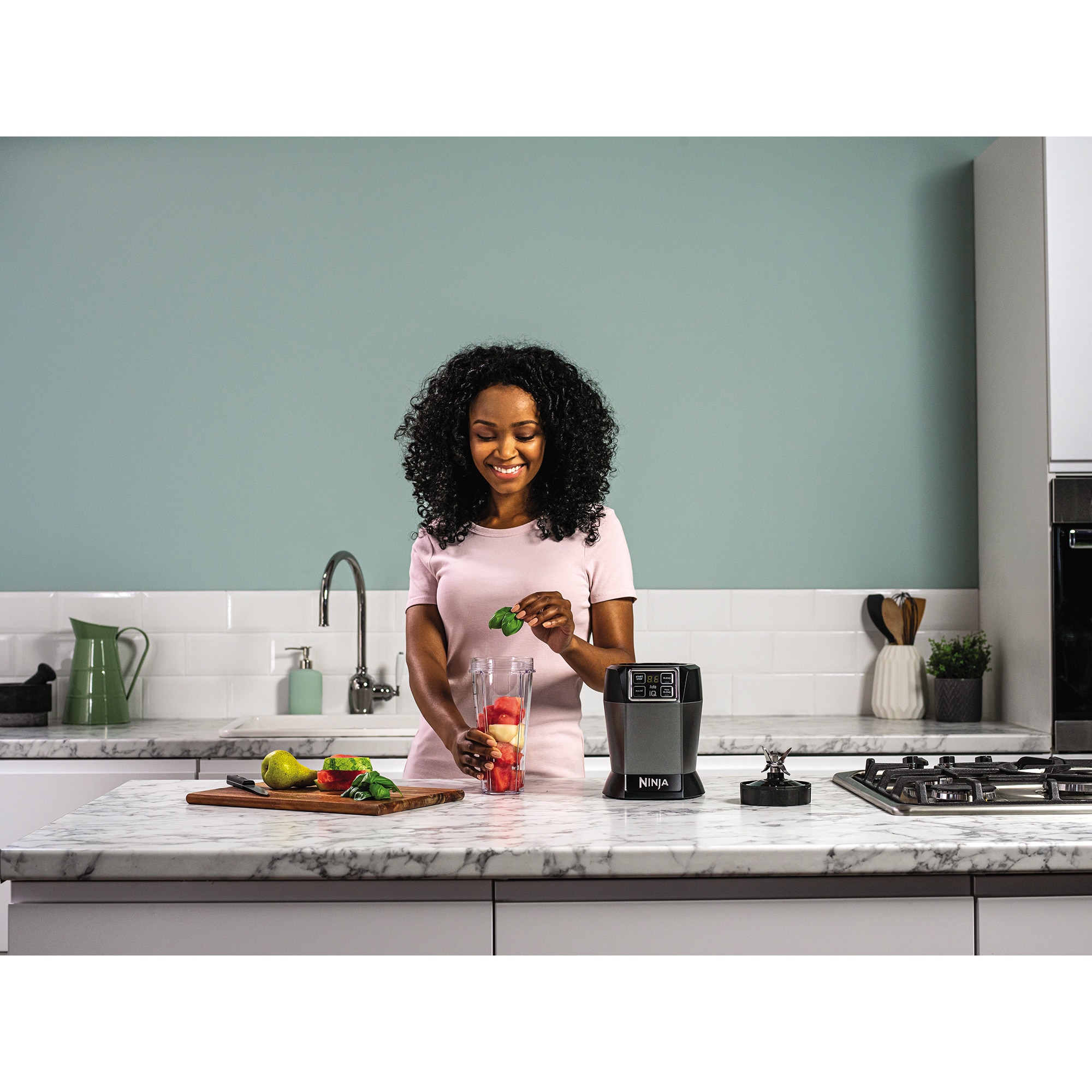 Blender Ninja BN495EU, 1000W, 700ml, Auto-iQ Technology, Ninja Blade Technology, Gri/ negru - eMAG.ro
