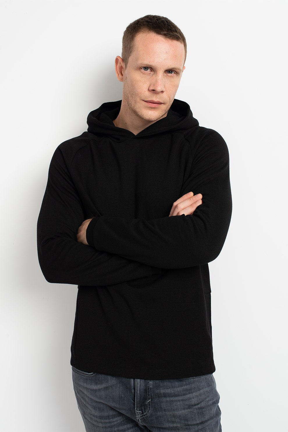 GAP, Hanorac din amestec de bumbac cu maneci raglan, Negru
