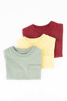 GAP, Set 3 tricouri cu buzunar pe piept, baieti, cu imprimeu si uni, Rosu/Oranj/Gri, violet tyrian, galben pal, verde persan