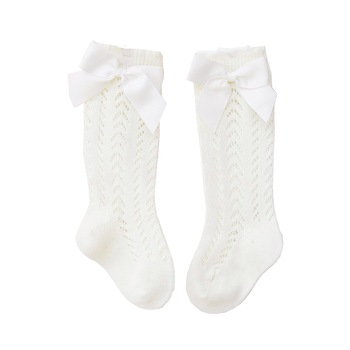 Sosete lungi 3/4 de fete pentru vara, Zoreya, model macrame, cu funda, crem Sosete lungi 3/4 de fete pentru vara, Zoreya, model macrame, cu funda, crem