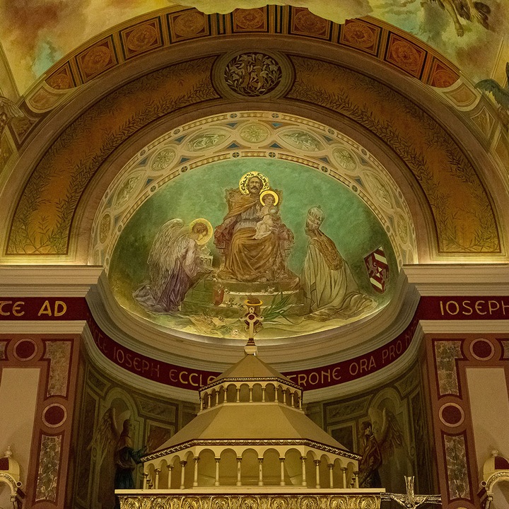 Autocolant Art Star pentru mobilier, Biserica mare pictata frumos, Urban, autoadeziv, latime 100 cm x lungime 100 cm