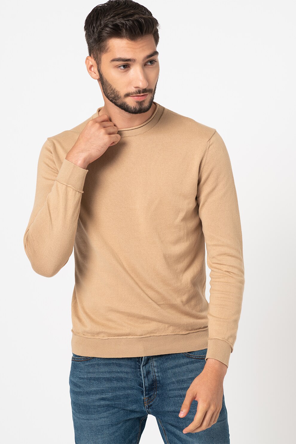 United Colors of Benetton, Pulover tricotat fin cu decolteu la baza gatului, Maro camel, M