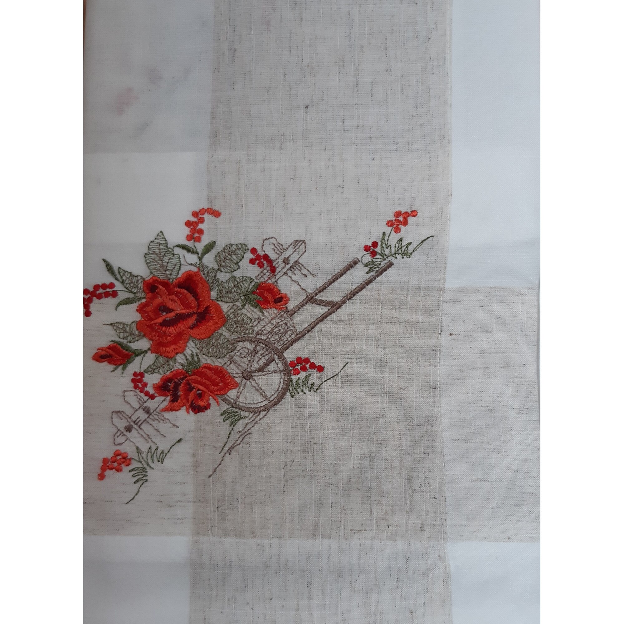 Fata masa cu broderie, 150x220 cm