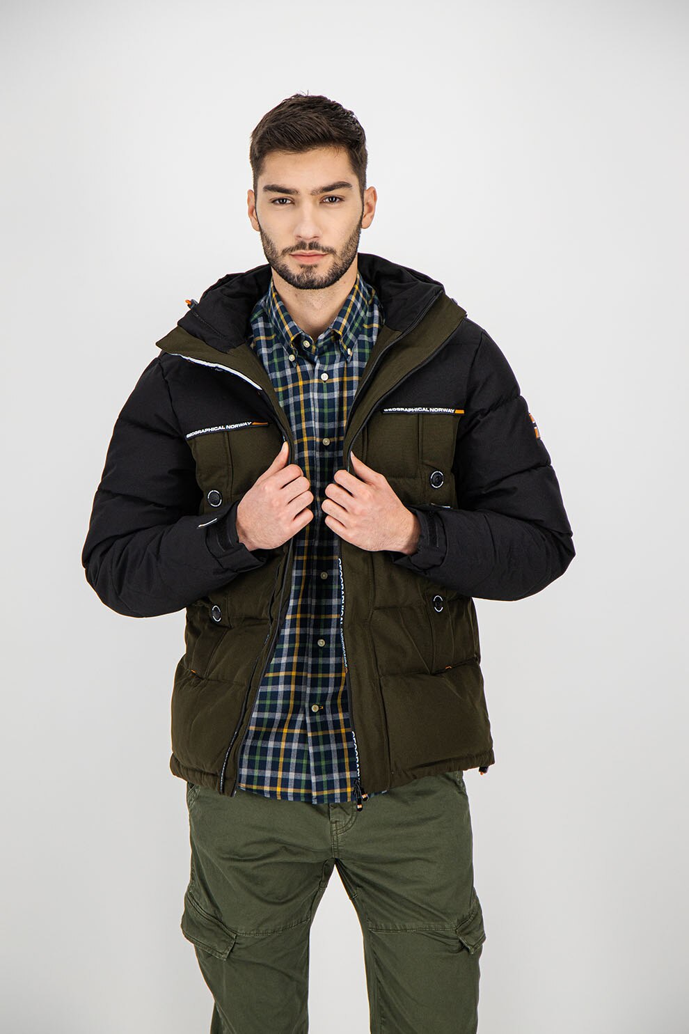 Geographical Norway, Geaca cu gluga Breakfast, verde militar, oranj, negru