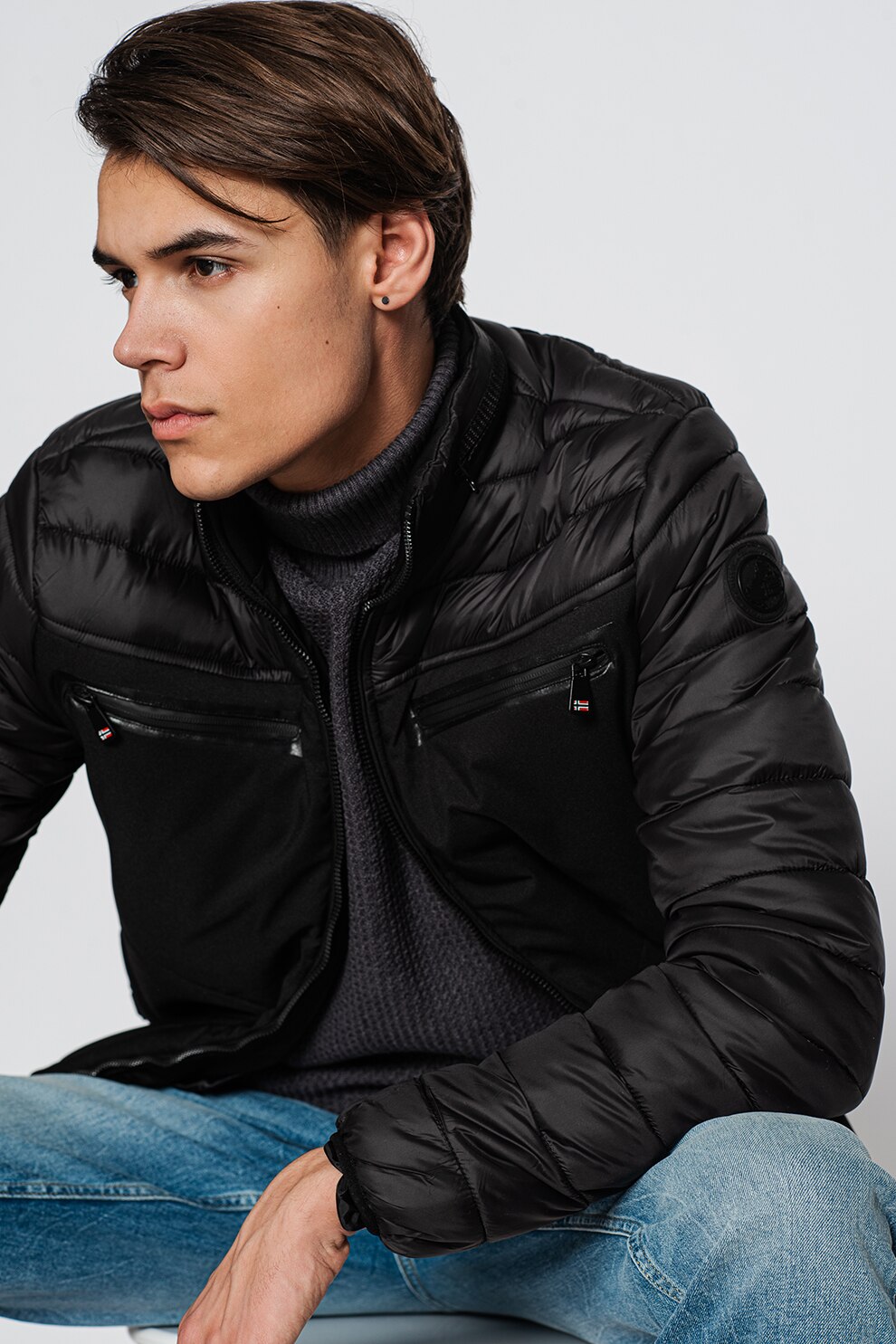 Geographical Norway, Geaca matlasata cu buzunare pe piept Delebil, Negru