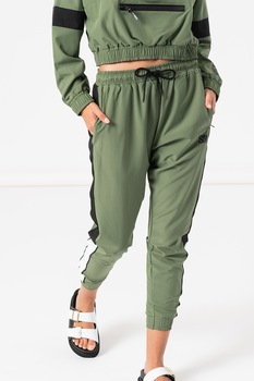 Steve Madden, Pantaloni sport cu benzi laterale contrastante Ijog, Verde feriga/Negru Steve Madden, Pantaloni sport cu benzi laterale contrastante Ijog, Verde feriga/Negru