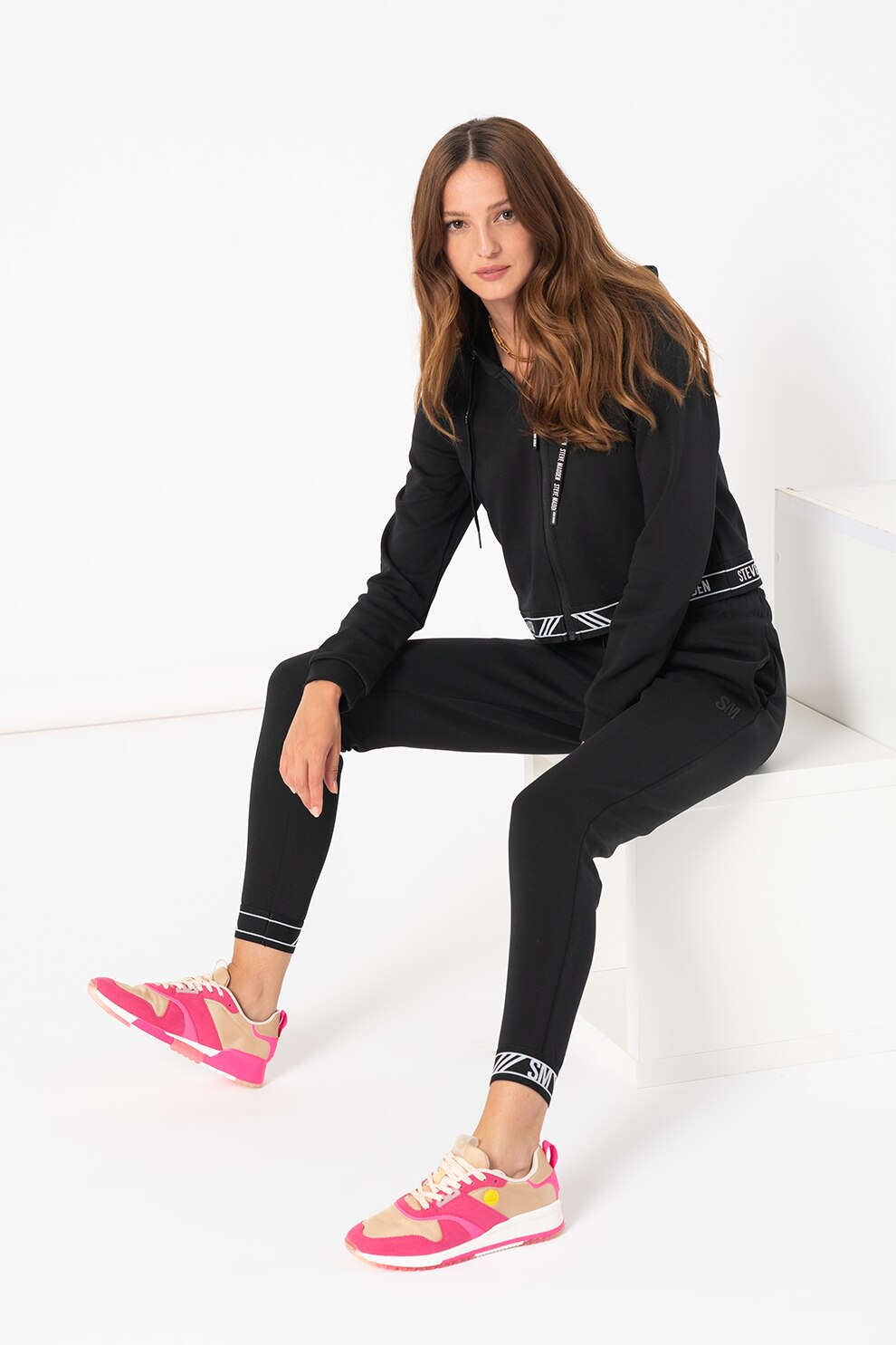 Steve Madden, Pantaloni sport conici cu buzunare oblice, Negru/Alb