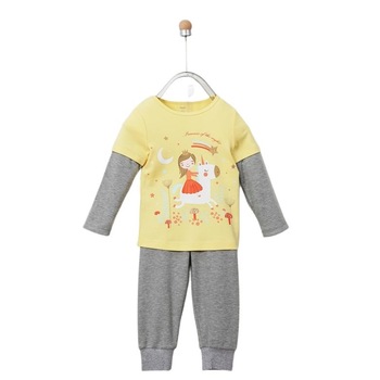 Set pijamale pentru fete, culoare galbena 2644 Set pijamale pentru fete, culoare galbena 2644