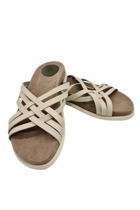 Női papucsok, strandpapucsok