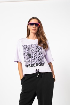 Vero Moda, Tricou de bumbac organic cu imprimeu Joanna Kelly, Lila/Negru Vero Moda, Tricou de bumbac organic cu imprimeu Joanna Kelly, Lila/Negru