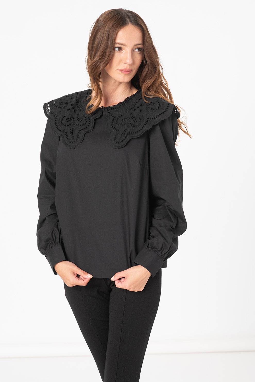 b.young, Bluza de bumbac cu guler Peter Pan Jussi, Negru