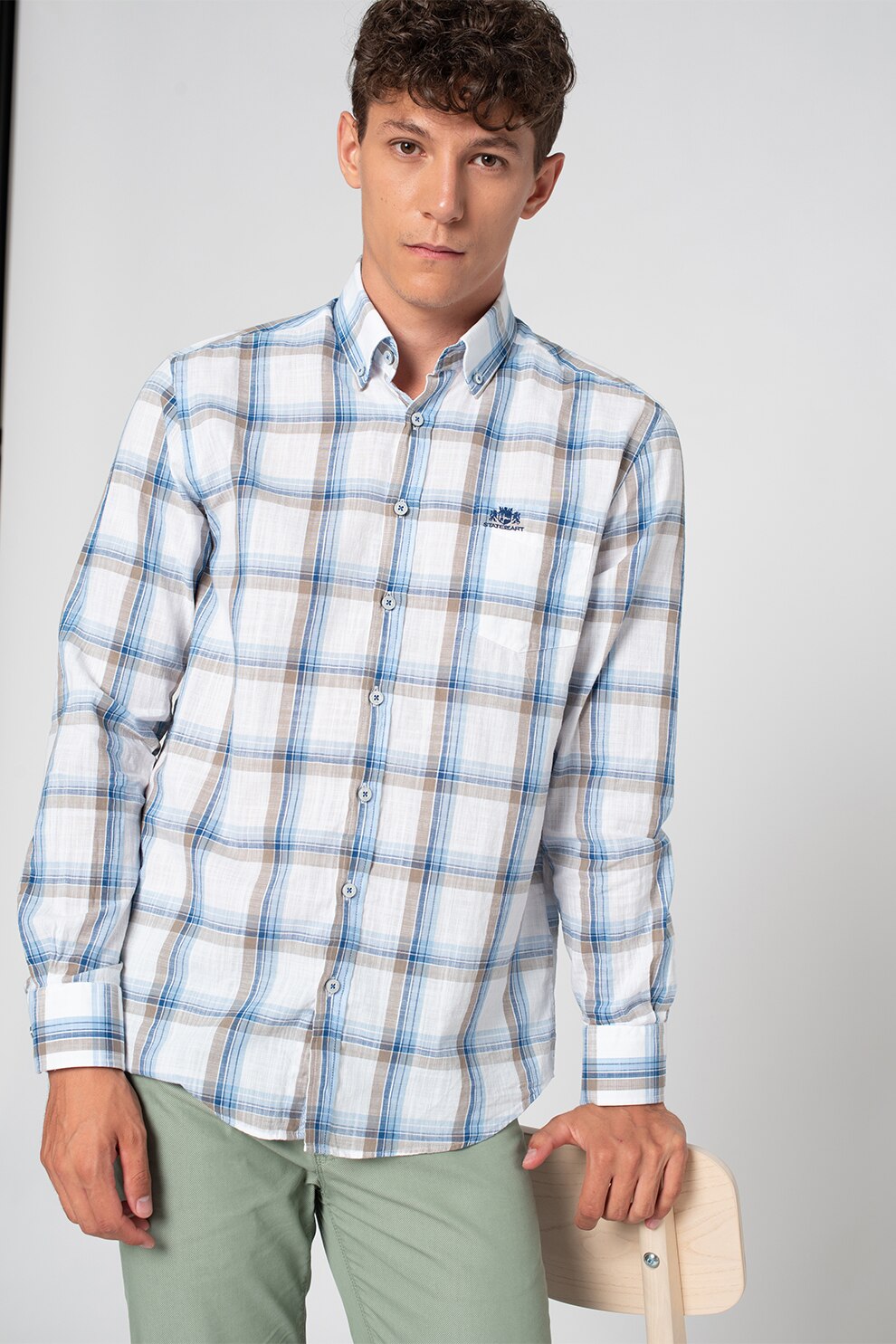 State of Art, Camasa din bumbac cu model in carouri si guler fixat cu nasturi, Albastru/alb/maro kaki