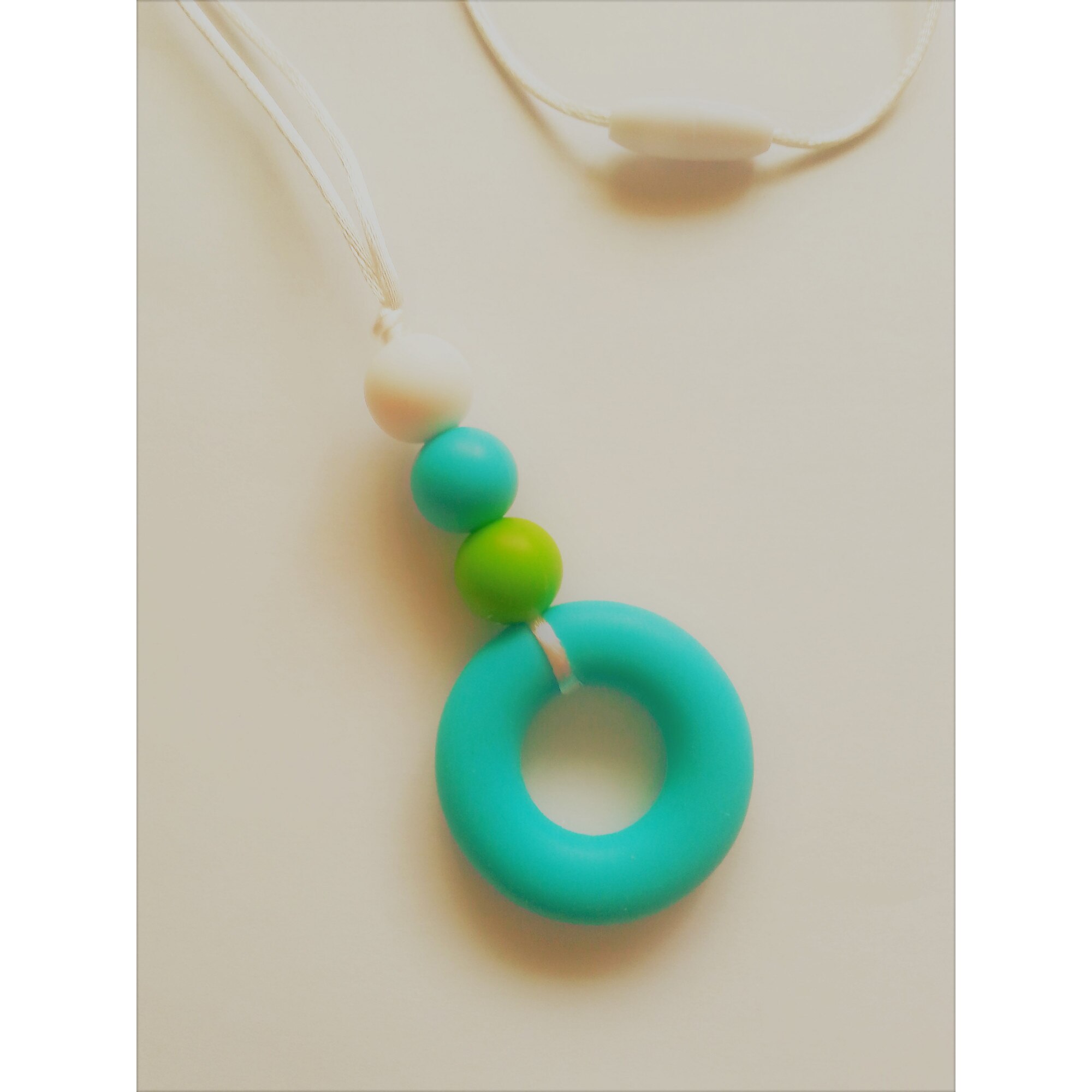 Pandantiv Selena, Turcoaz