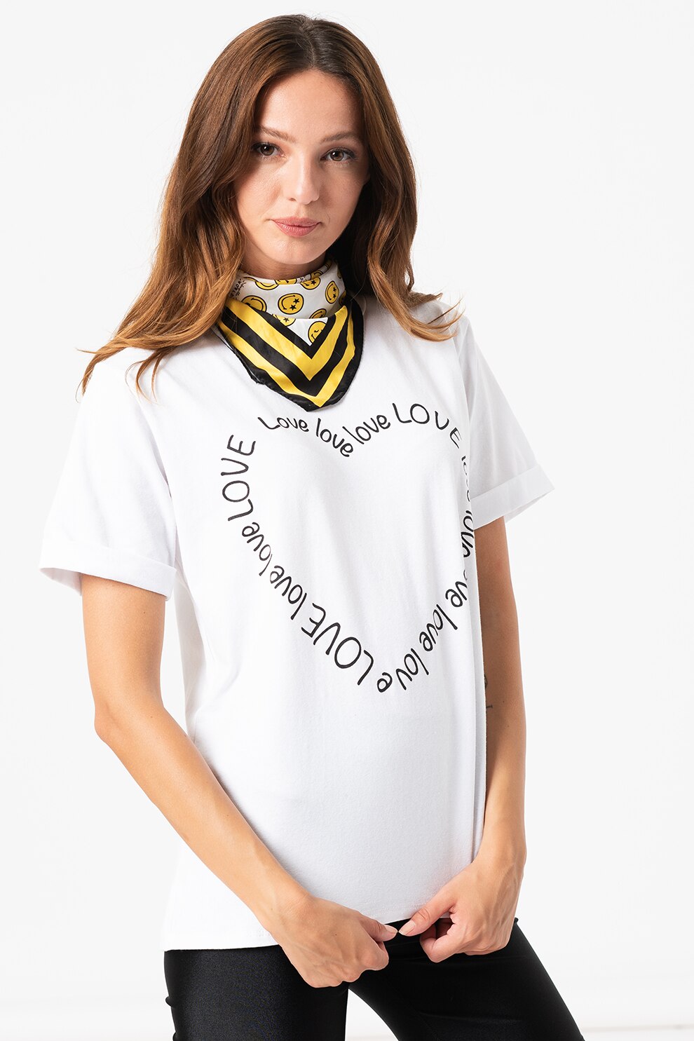 Haily's, Tricou cu decolteu la baza gatului si imprimeu text Lovy, Alb/Negru