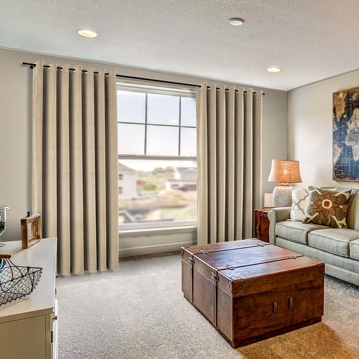 Draperie din catifea cu inele albe, Madison, 150x250 cm, densitate 700 g/mp, Linen Cream, 1 buc