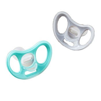 Suzeta Tommee Tippee Sensitive, 0-6 luni, 2 buc, Alb/Turcoaz Suzeta Tommee Tippee Sensitive, 0-6 luni, 2 buc, Alb/Turcoaz