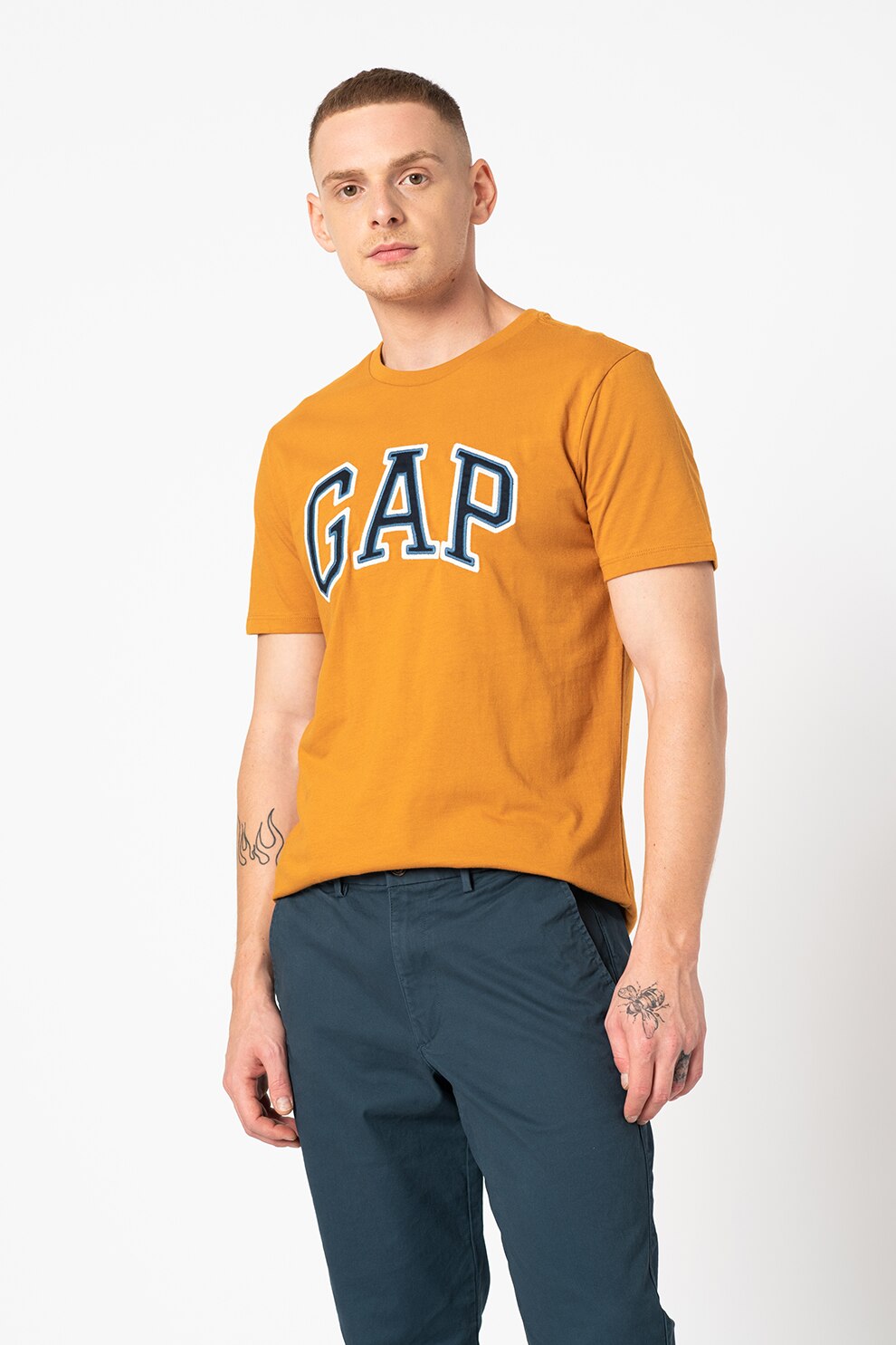 GAP, Tricou cu decolteu la baza gatului si logo brodat, Galben mustar