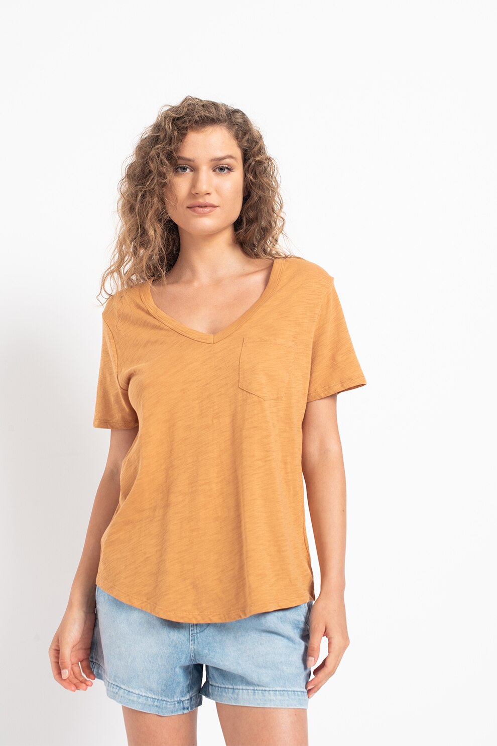 GAP, Tricou cu decolteu in V si cu buzunar pe piept, Scortisoara