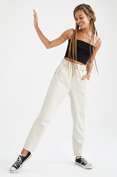 DeFacto, Pantaloni mom fit cu talie elastica, Alb prafuit DeFacto, Pantaloni mom fit cu talie elastica, Alb prafuit