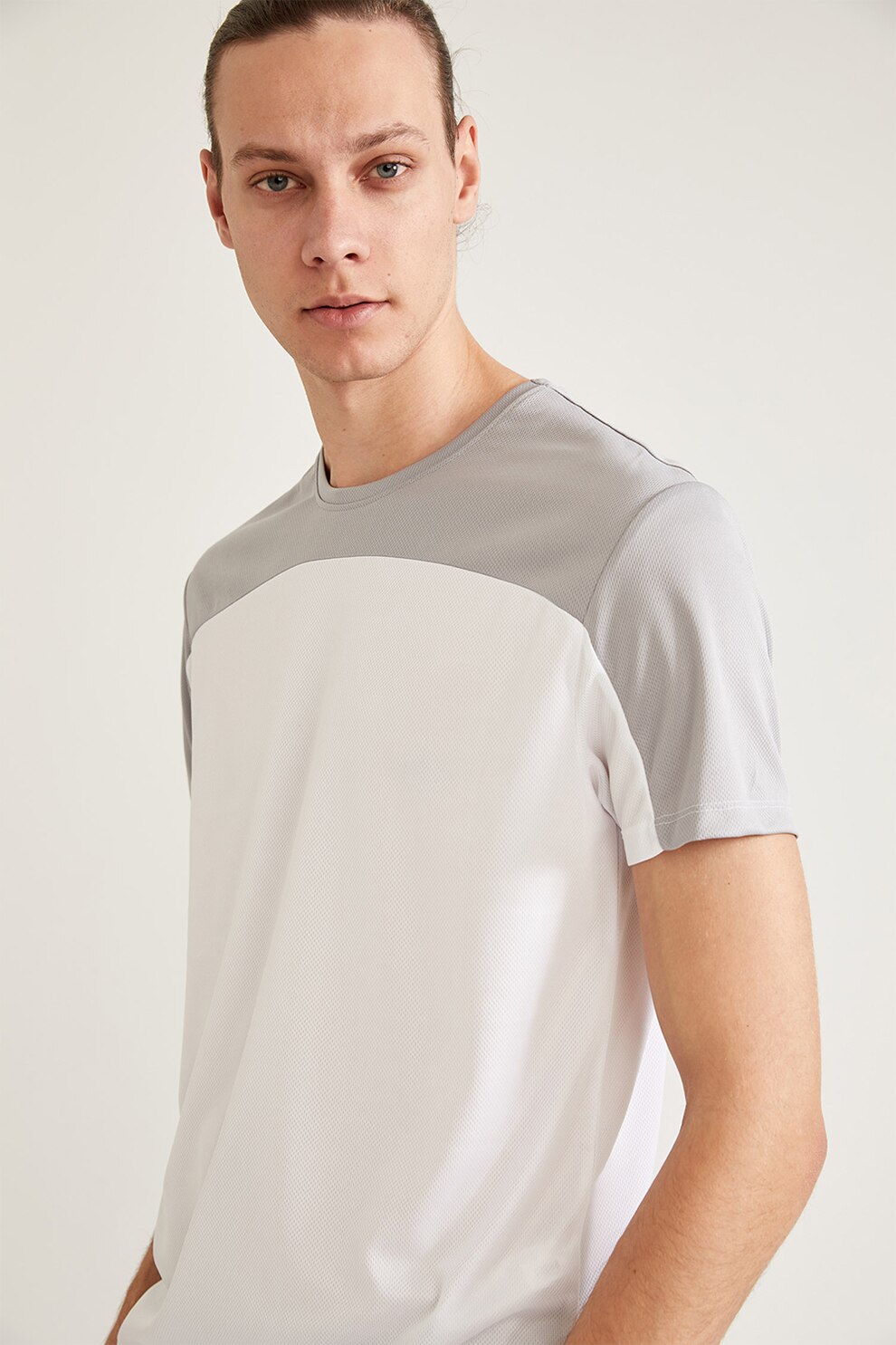 DeFacto, Tricou slim fit cu decolteu la baza gatului, Alb/Gri