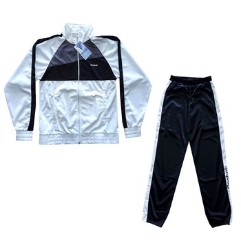 Trening Reebok, marimea XS Trening Reebok, marimea XS