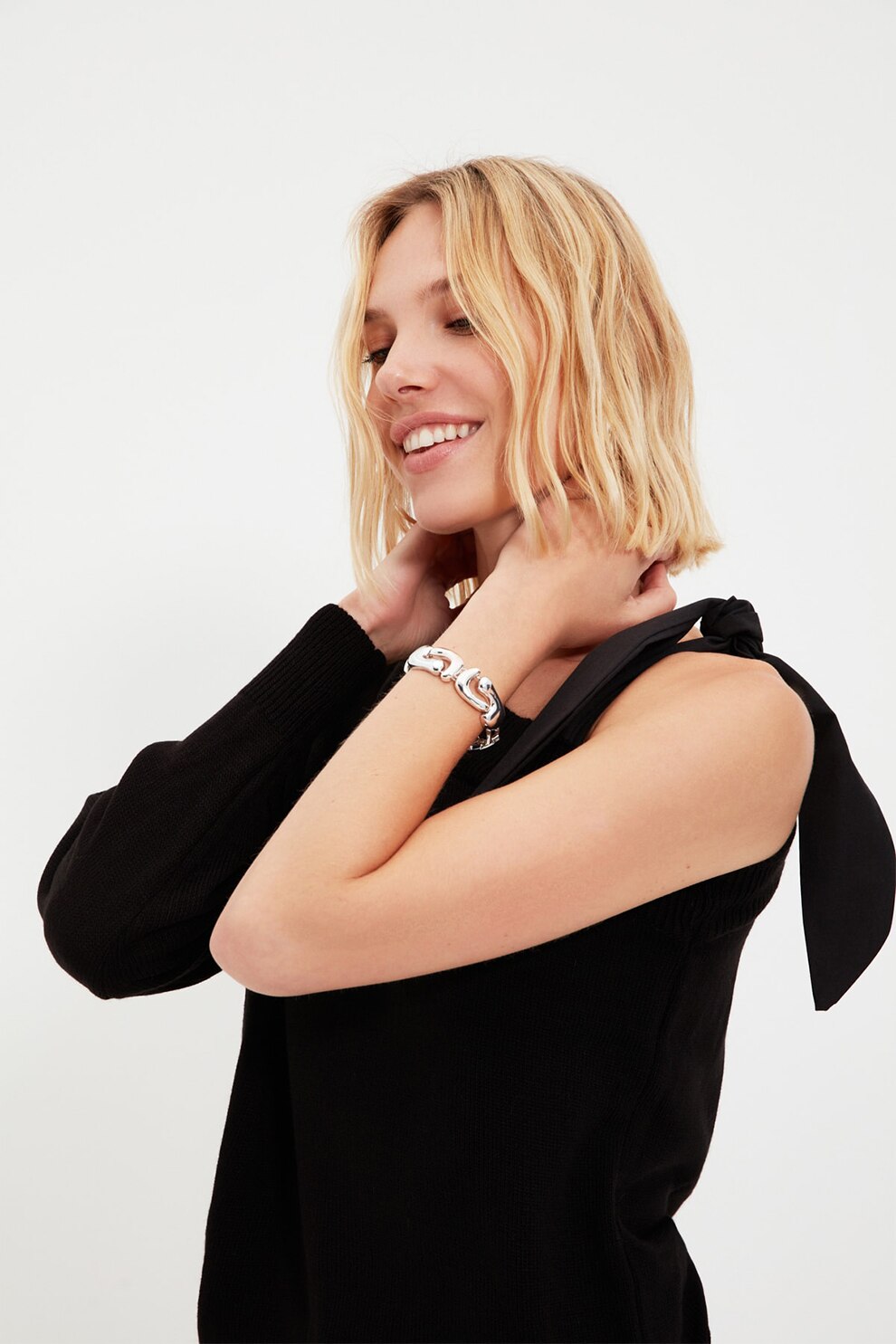 Trendyol, Pulover tricotat fin cu decolteu pe un umar, Negru, M