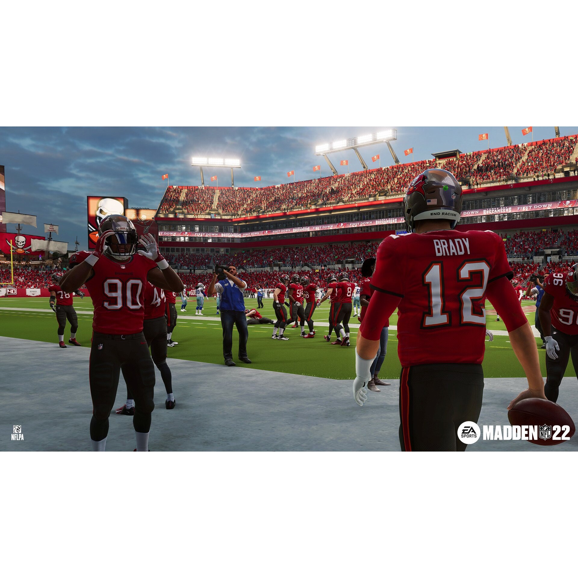 Игра Madden 22 Xbox One eMAG.bg