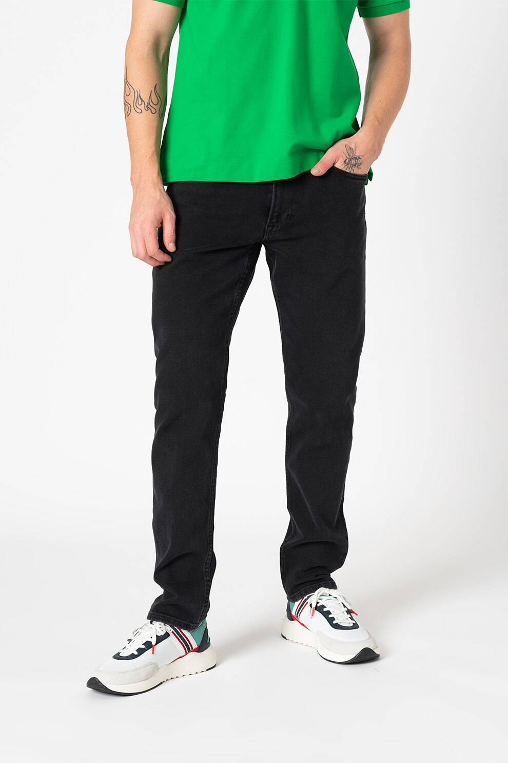 Lacoste, Blugi slim fit cu cusaturi contrastante, Negru