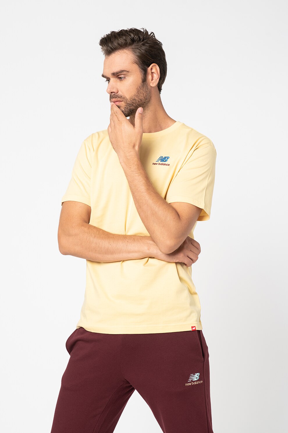 New Balance, Tricou relaxed fit cu logo brodat Essentials, galben pai, rosu Bordeaux, albastru