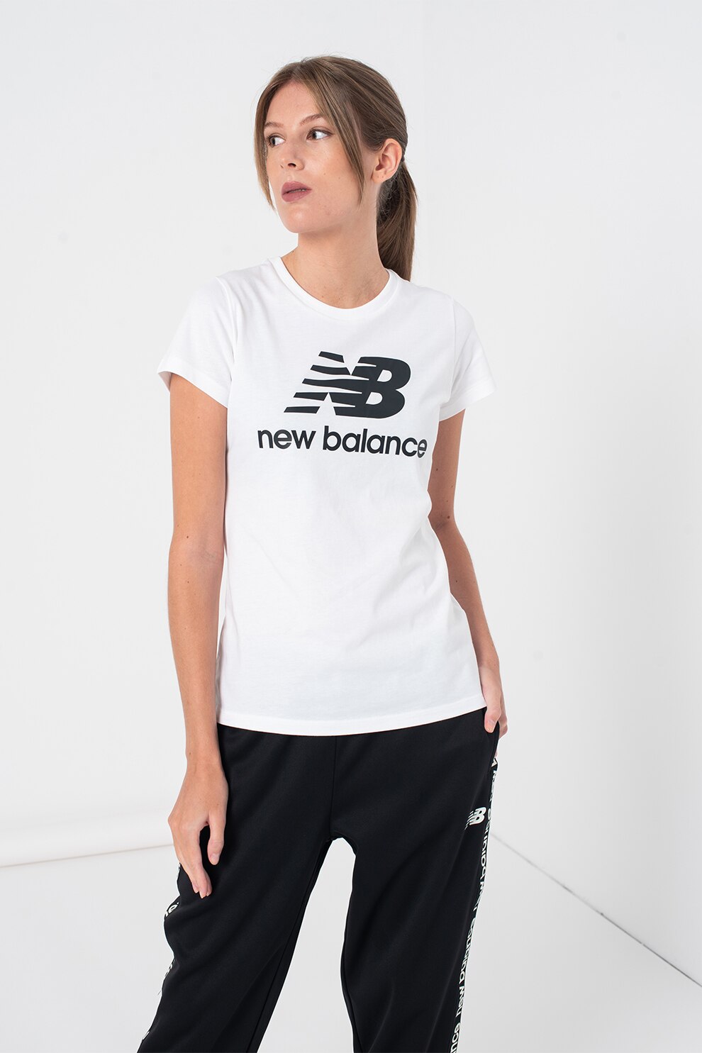 New Balance, Tricou de bumbac cu imprimeu logo supradimensionat, Alb/Negru