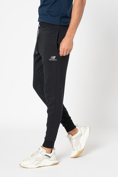 New Balance, Pantaloni sport athletic fit cu broderii Essentials, Negru New Balance, Pantaloni sport athletic fit cu broderii Essentials, Negru