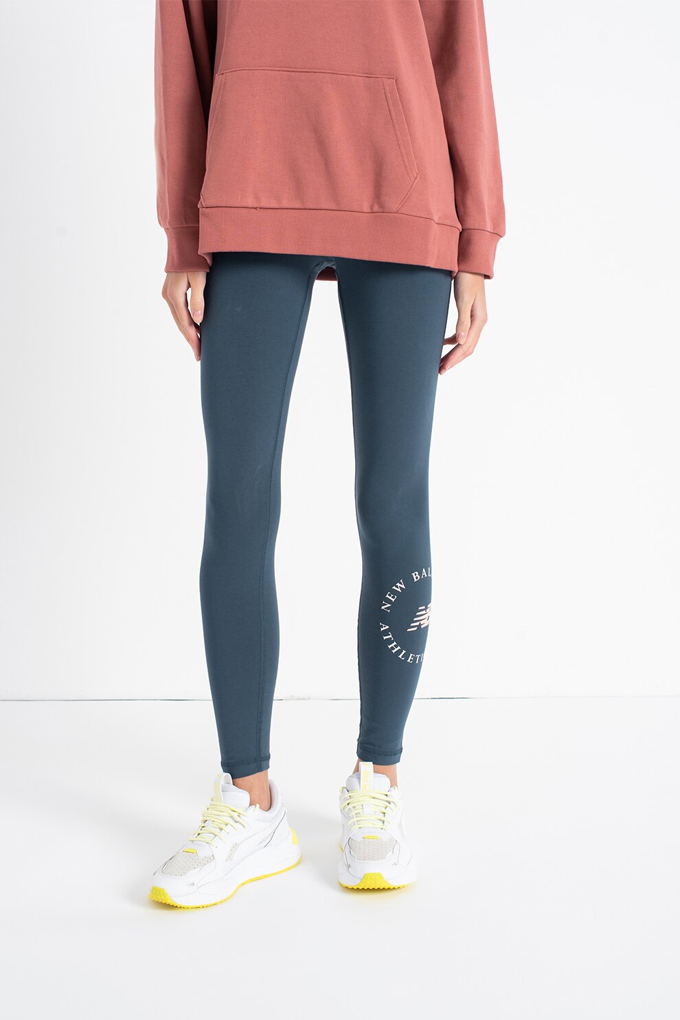 New Balance, Colanti elastici cu talie inalta Essentials Athletic Club, Gri carbune