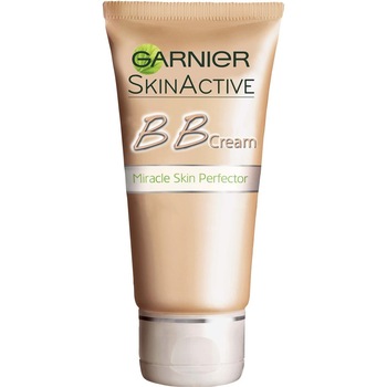 Crema BB Garnier - Miracle Skin Perfect, Light, 50ml Crema BB Garnier - Miracle Skin Perfect, Light, 50ml
