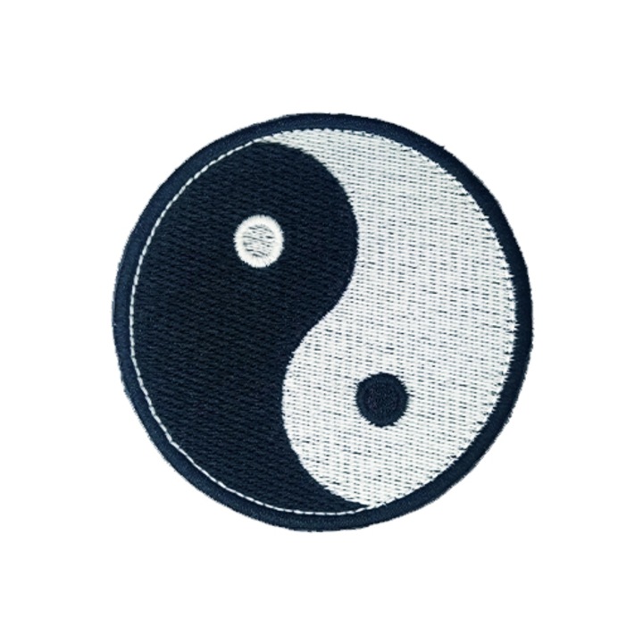 Бродирана емблема, фосфоресциращ ying yang 8x8cm