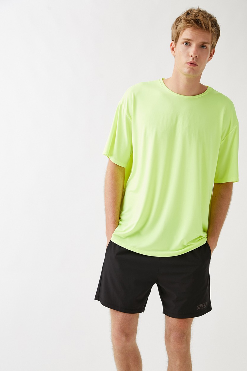 KOTON, Tricou lejer cu decolteu la baza gatului, Verde neon
