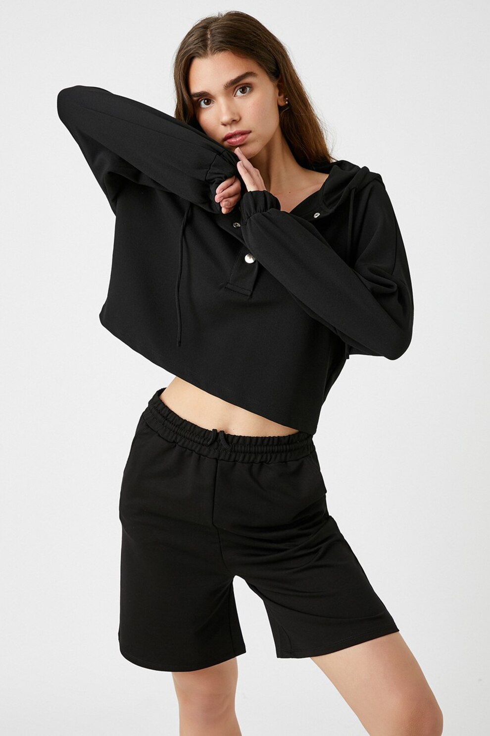 KOTON, Hanorac crop cu fenta cu capse, Negru